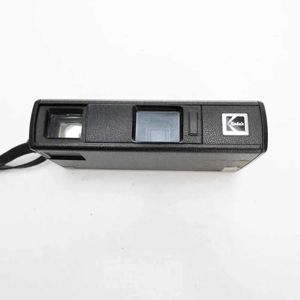 Vintage KODAK Tele Instamatic 608 110 camera w/ GE Flip Flash